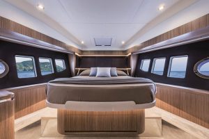 Absolute 52FLY 22 52 FLY