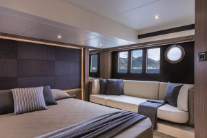 Absolute 52FLY 23 52 FLY